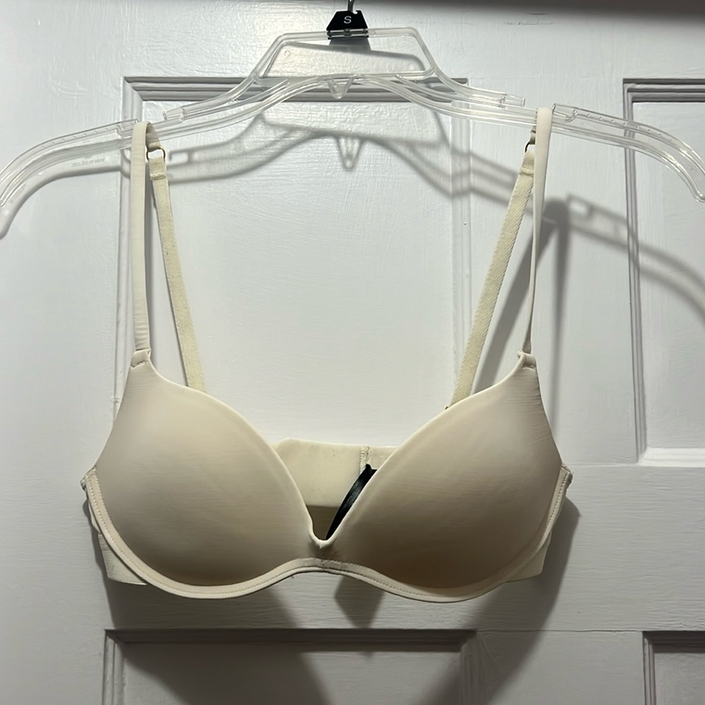 Zero-G Wirefree Lift Up Bra in color Ecru
